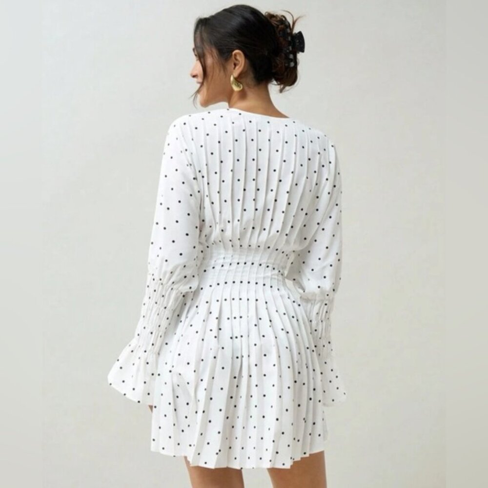 Elegant Polka Dot Mini Dress – Perfect for Every Occasion! 🔥🔥💗✨✨ - Picture 3 of 4